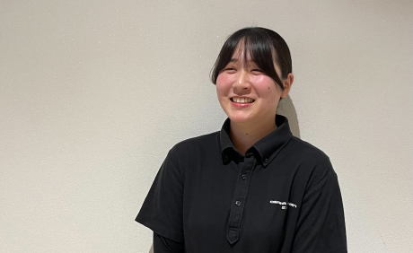 技術営業部 高岡亜美 (2023年入社)